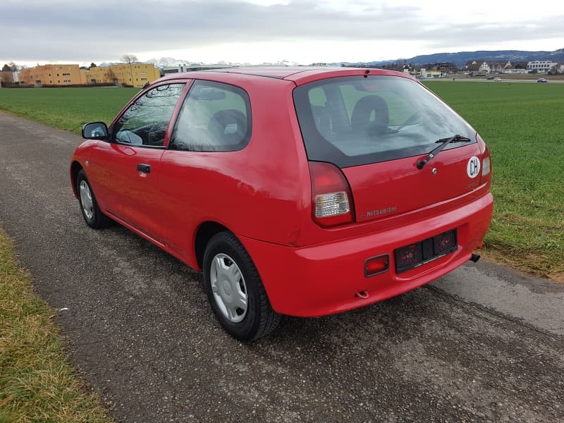 Mitsubishi Colt Frisch ab MFK & Service