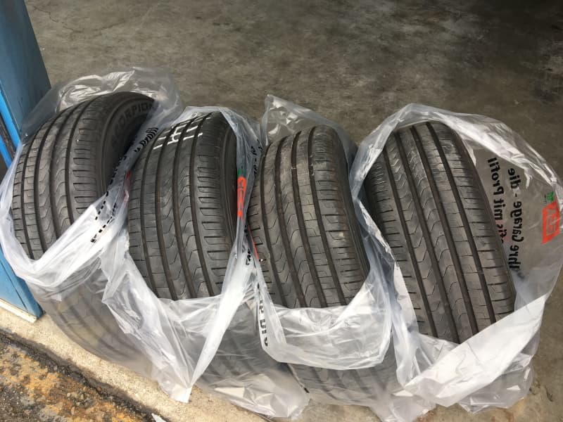 Sommerreifen Pirelli 19" Neuwertig