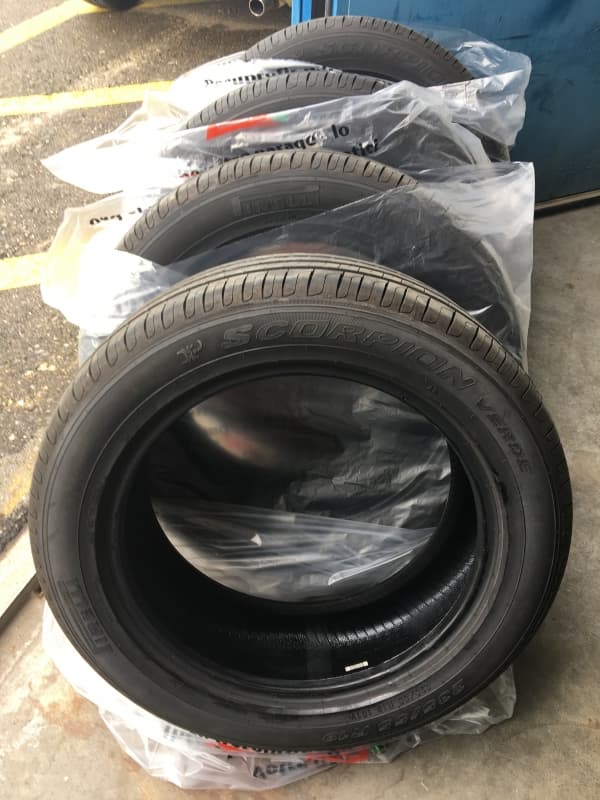 Sommerreifen Pirelli 19" Neuwertig