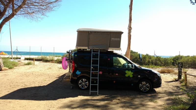 Fröhlicher Camper sucht neuen Wirkungskreis!