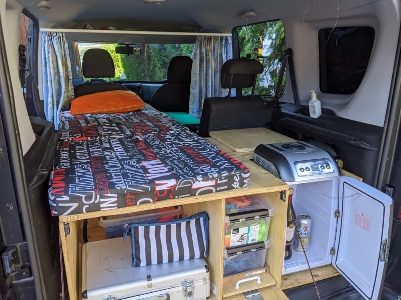 Fröhlicher Camper sucht neuen Wirkungskreis!