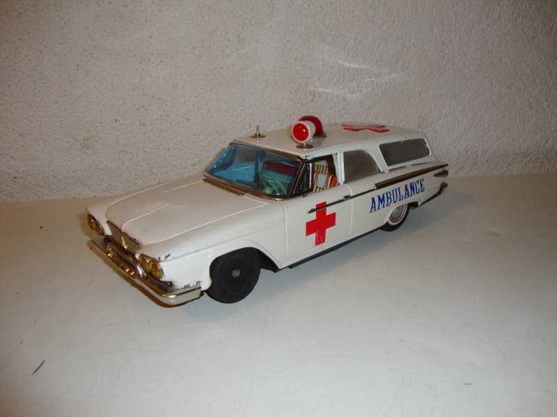 Alte PLYMOUTH Ambulance