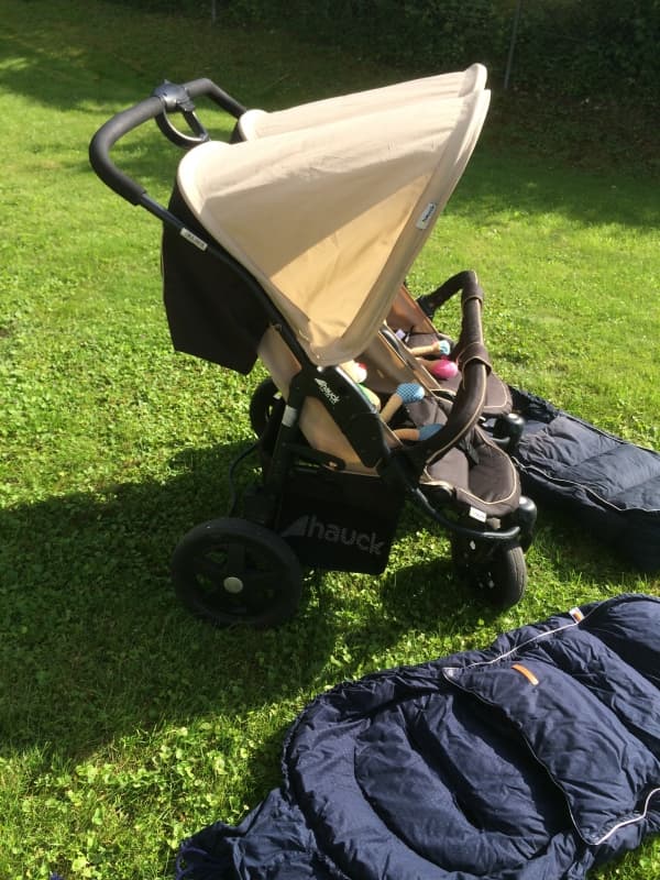 Zwillingswagen von Hauck