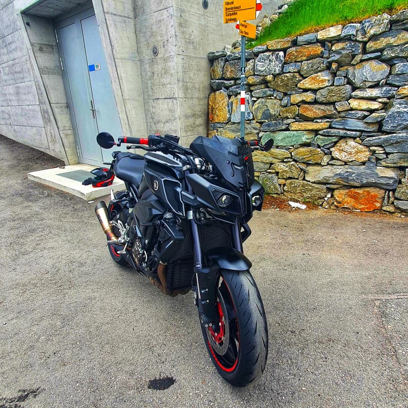 Schöne Yamaha MT 10 jahrgang 2016