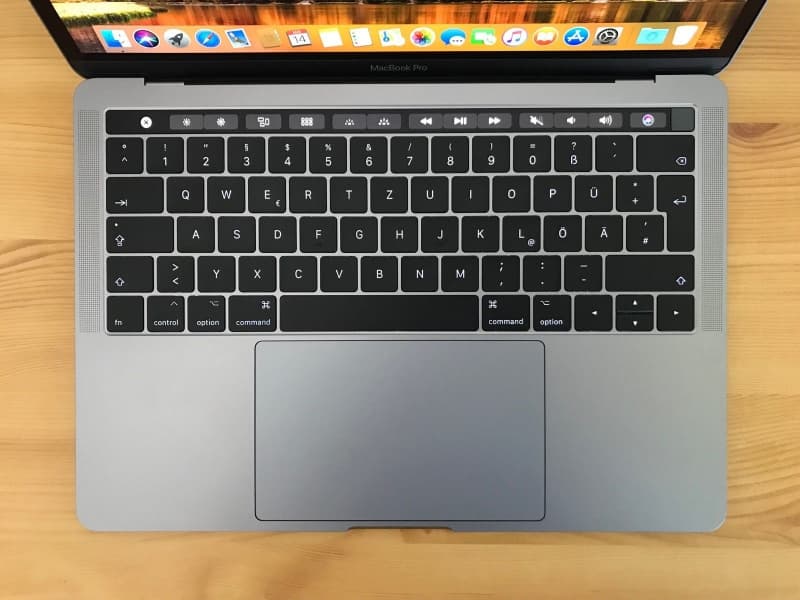Apple MacBook Pro 13.3" Retina Touch Bar