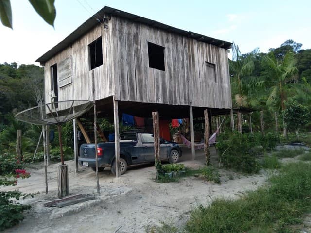 Brasilien 100 Ha grosse Tiefpreis-Früchtefarm mit kleinem See in