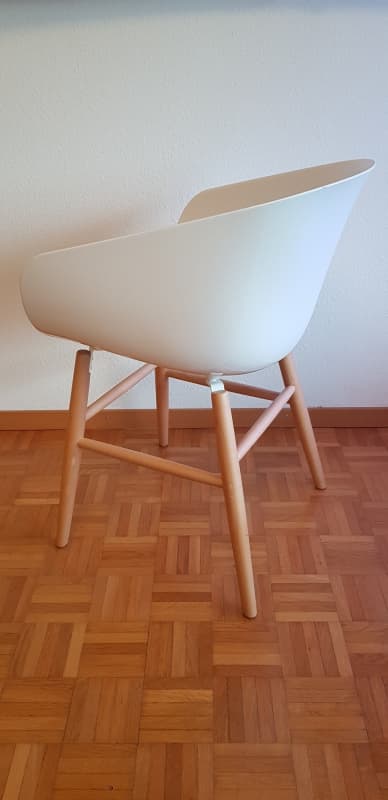 Interio Stuhl Maya Weiss kunststoff / Buche = Neu
