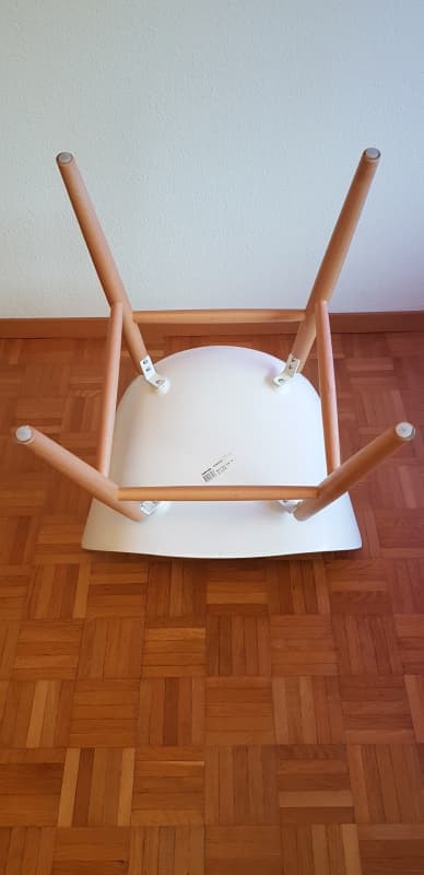 Interio Stuhl Maya Weiss kunststoff / Buche = Neu