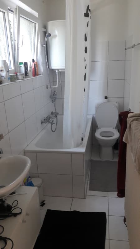 Schöne 2.5 Zi-Wohnung mit Garten und toller Aussicht auf Zürich