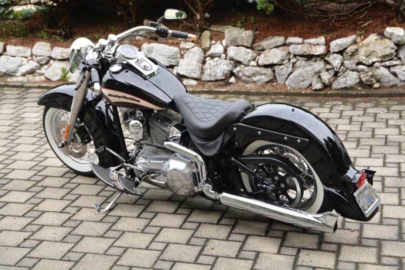 HARLEY-DAVIDSON FLSTI Softail Heritage