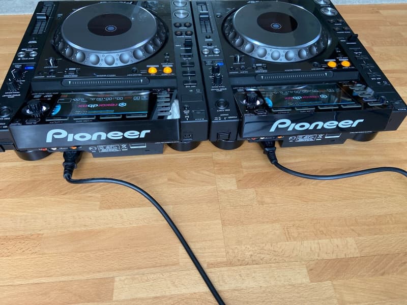 PIONEER CDJ-2000NXS