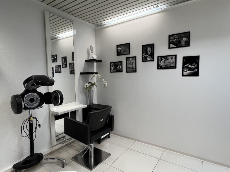 Coiffure Platz (Mitte)