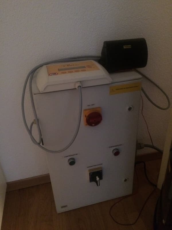 Professionelle Bräunungsdusche von That`so