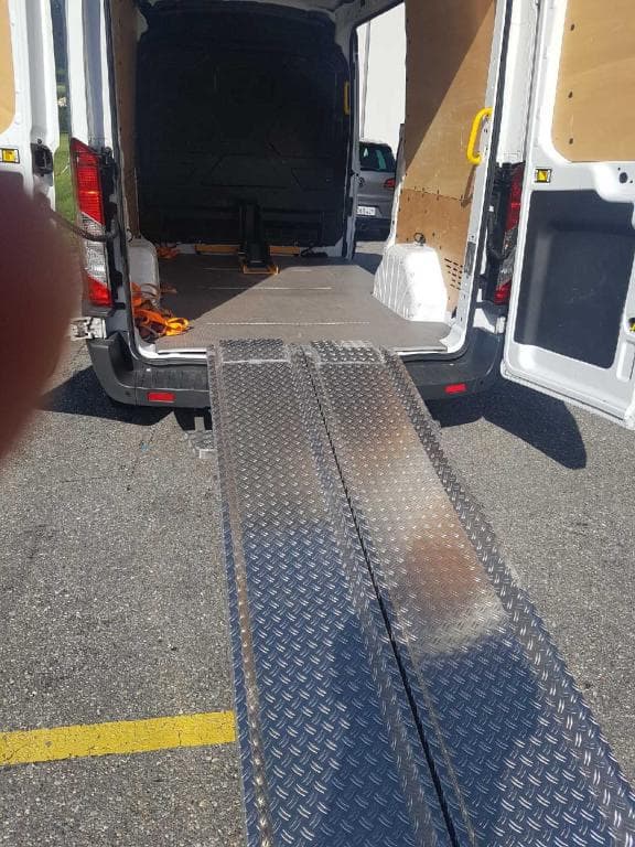 Manser Räumt , Entsorgt , Transportiert /079 647 73 13 /Ganze CH