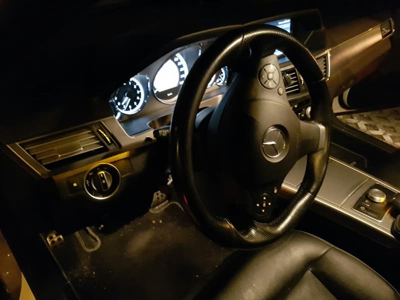 MERCEDES E-CLASS 2011