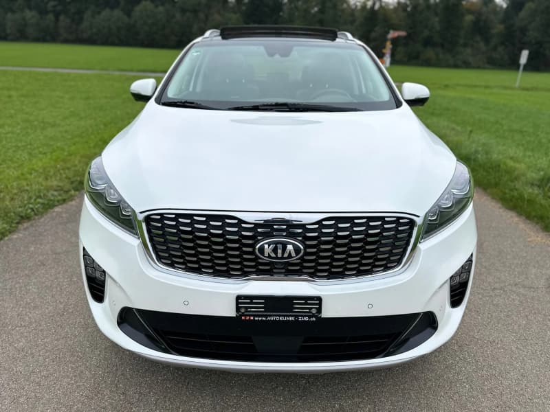 KIA Sorento 2.2 CRDI Style 7P. Automatic