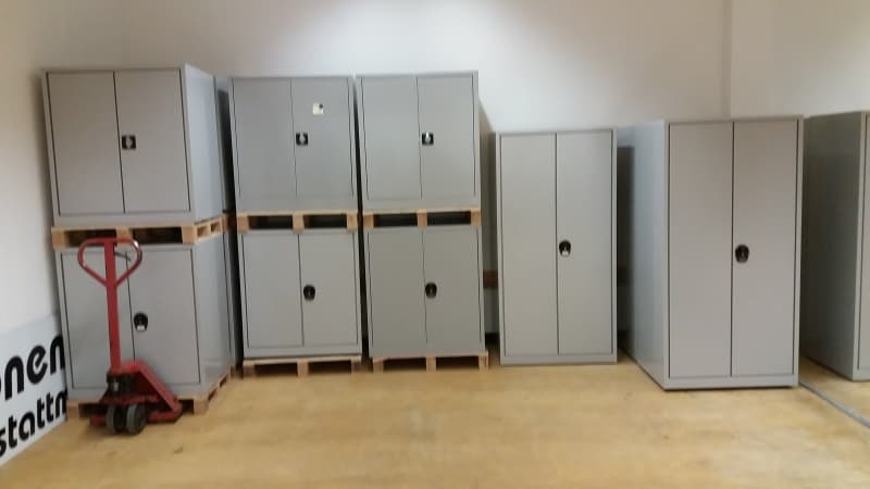 Lista Metallschrank 65cm Sondertiefe