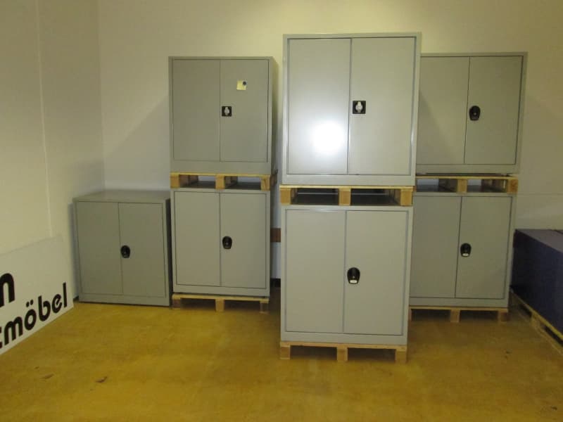 Lista Metallschrank 65cm Sondertiefe