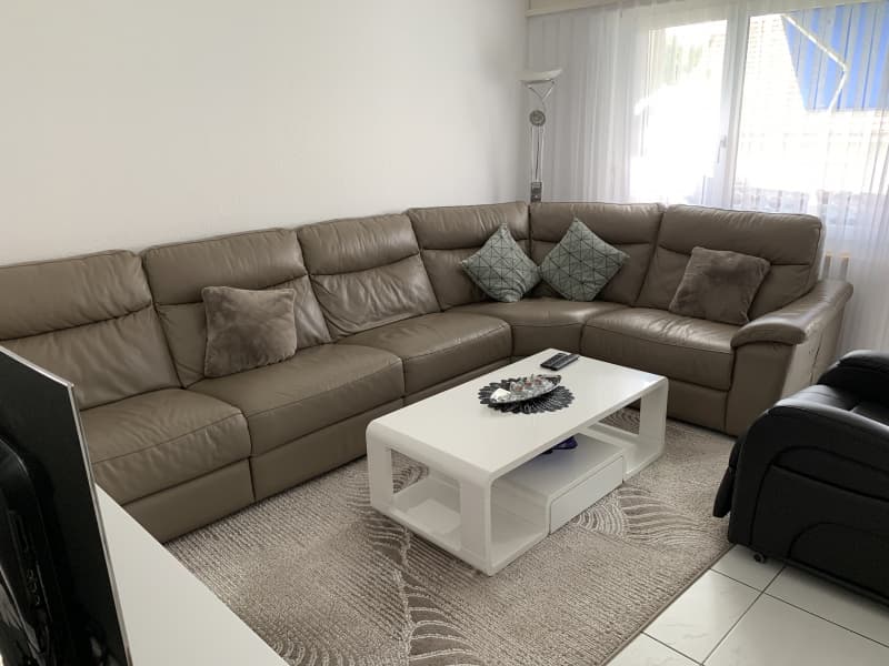zu vermieten 4,5 Zimmer-Wohnung per 1. April 2024