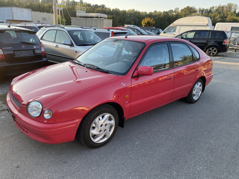 Toyota Corolla 1600LB,Automat,km 88000,frisch ab mfk,und Service.