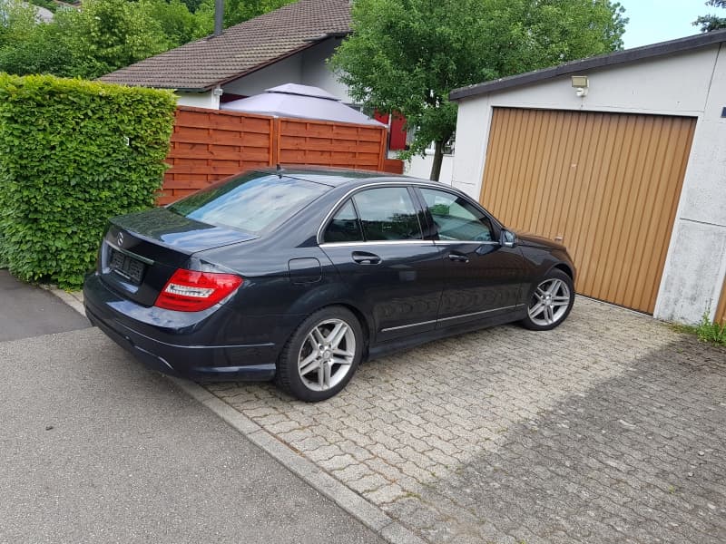 Mercedes-Benz CDI 220 Avantgarde AMG-Line