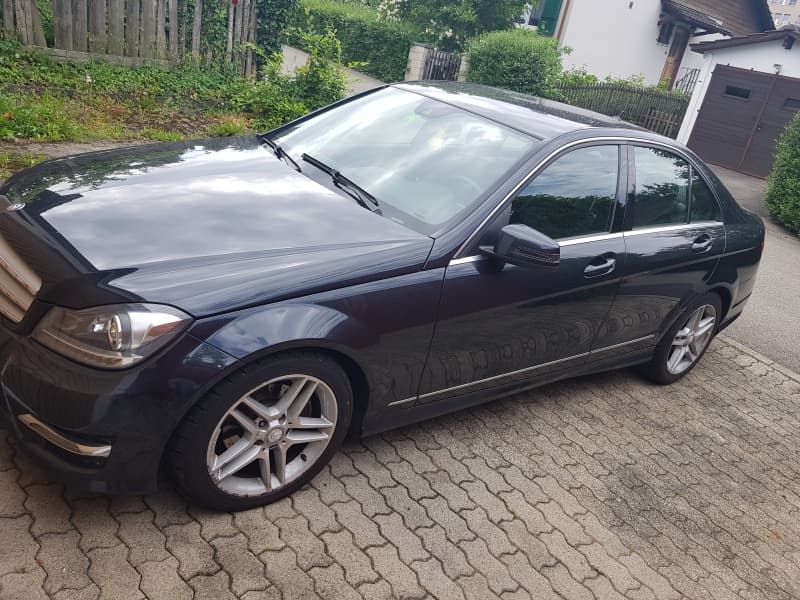 Mercedes-Benz CDI 220 Avantgarde AMG-Line