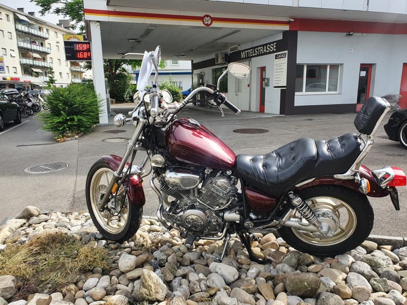 Yamaha XV 750 Virago