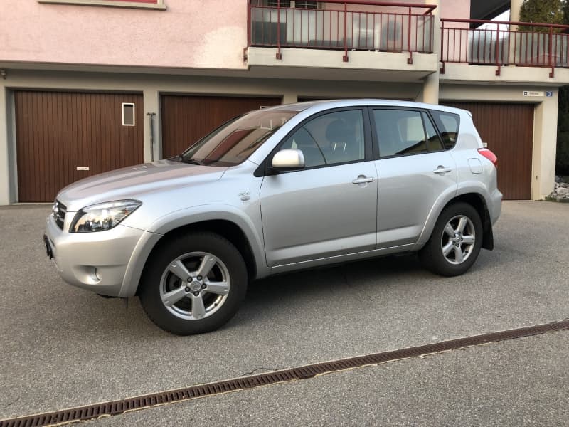 Toyota RAV4 2.2