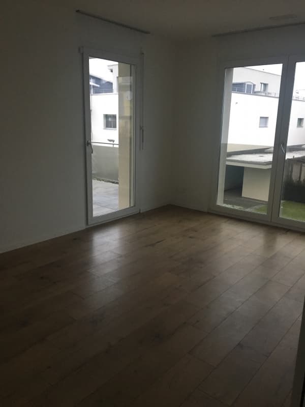 Schöne Wohnung mit Garten und grosse Terrasse
