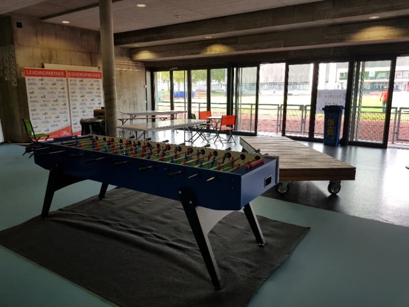 Fussballkasten, Dart, Ping Pong, Tischfussballkasten , Nagelholz