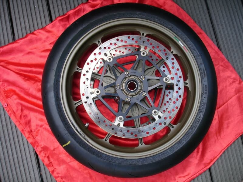 Ducati 1199 Superleggera V4 Speciale originale Magnesium 6 Zoll F