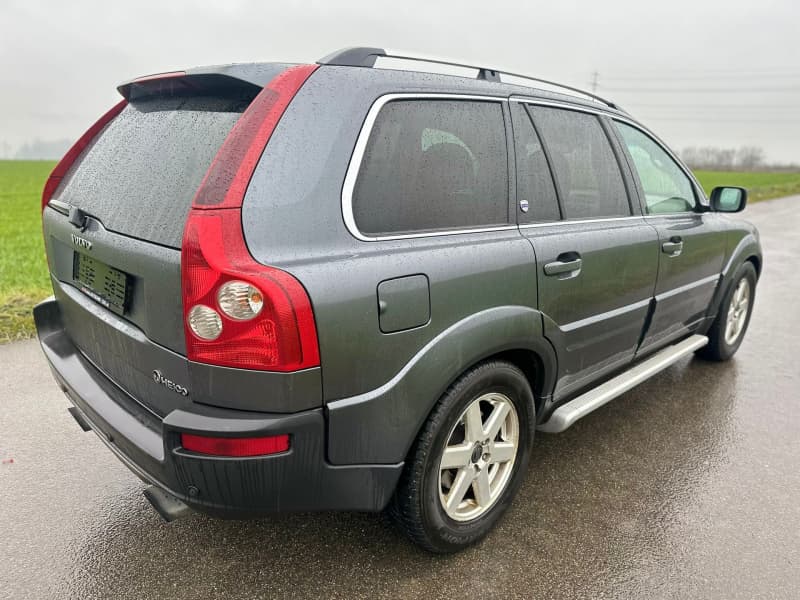 VOLVO XC90 2.4 AWD D5
