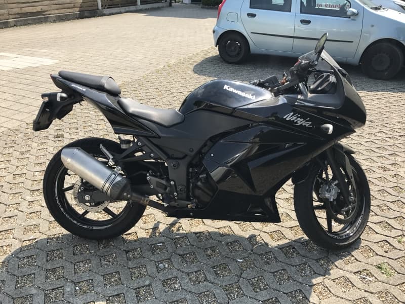 Kawasaki Ninja 250 R