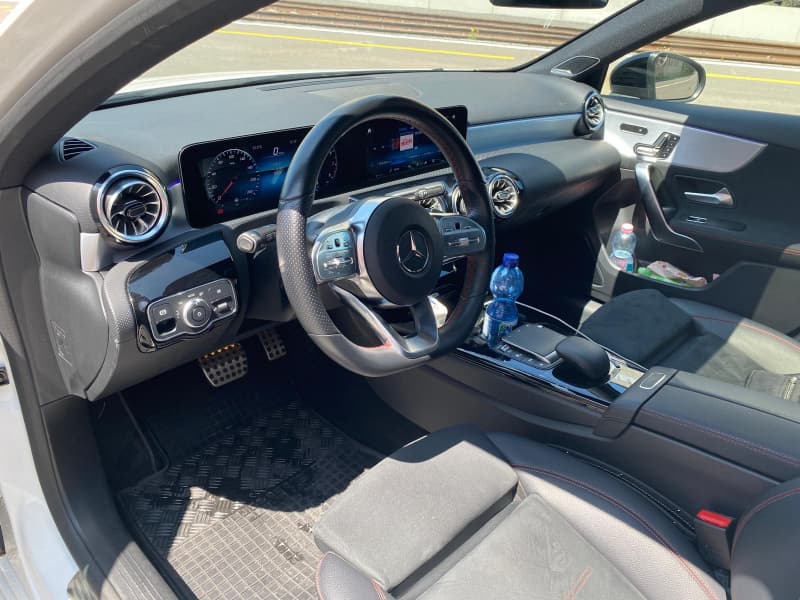 Mercedes-Benz A 200 AMG Line 7G-DCT / CH-FAHRZEUG
