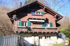 Chalet mit 3000 m2 Umschwung