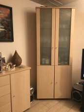 2 Sideboards und 1 Vitrine