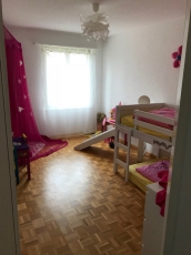 Sehr schöne, helle und ruhige 4,5 Zimmer Wohnung zu vermieten!