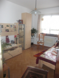 Schöne 4 1/2 Zimmer Wohnung zu Vermieten in Lenganu BE