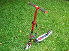 Kinder und Erwachsene Alu Scooter 205m rote