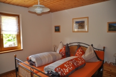 Engadin Scuol: Top ****2,5-Zimmer-Ferienwohnung an Top-Lage