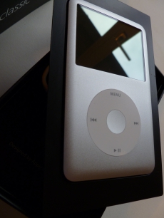 Apple iPod Classic 80 GB silber 6. Generation in Topzustand