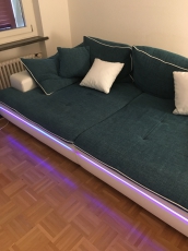 Schönes Sofa zu verkaufen