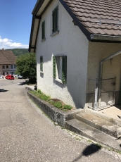 FAMILIEN 4 ZI WHG. IN 1OG MIT BALKON (NÄHE BAD ZURZACH)