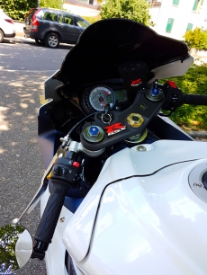 SUZUKI GSX-R 750 L0