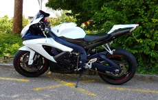 SUZUKI GSX-R 750 L0