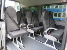 Mieten von Personenbusse Kleinbusse Minibusse Anhänger 