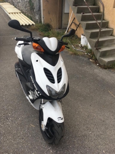 YAMAHA YQ50