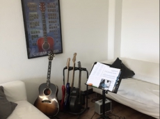 Gitarrenunterricht: Gitarre spielen lernen in Zürich Regensdorf