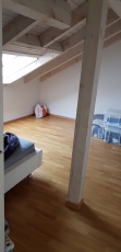 Schöne 2½ Zimmer Wohnung mit Aussicht Balkon im Kreis 11