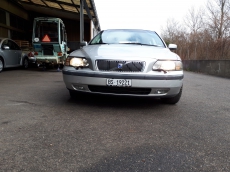 Zu VERKAUFEN Volvo V 70 2,4 BENC+CNG.